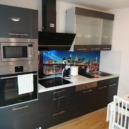 Apartment Tesla Wien Exteriör bild