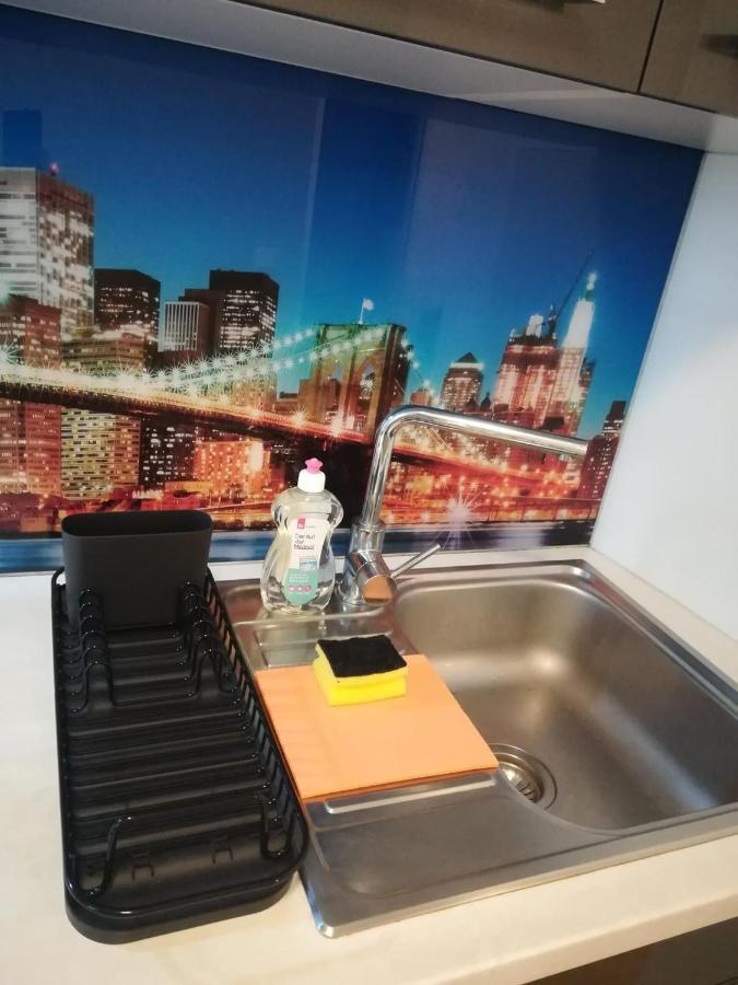 Apartment Tesla Wien Exteriör bild