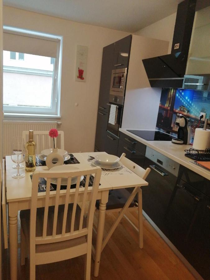 Apartment Tesla Wien Exteriör bild
