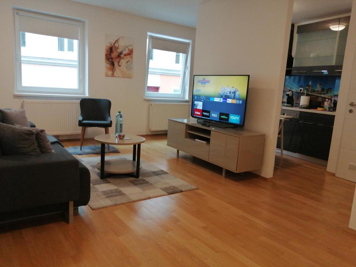Apartment Tesla Wien Exteriör bild
